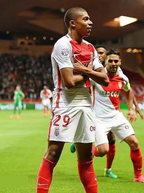 西甲前瞻：皇家马略卡进球能力不足，埃尔切作客一胜难求（西甲前瞻：皇家马略卡火力欠佳，埃尔切客场难求一胜）