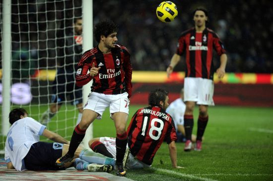 5000字解析萨拉赫爆炸采访 凭啥别人犯错能保住位置，我不行？（5000字深度解读萨拉赫火爆访谈：凭什么别人犯错还能稳位置，我就不行？）