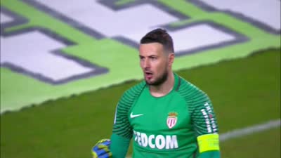 2025中超助攻榜：纳萨里奥、克雷桑9次并列第一，韦世豪8次（2025中超助攻榜：纳萨里奥、克雷桑以9助并列榜首，韦世豪8助紧追其后）